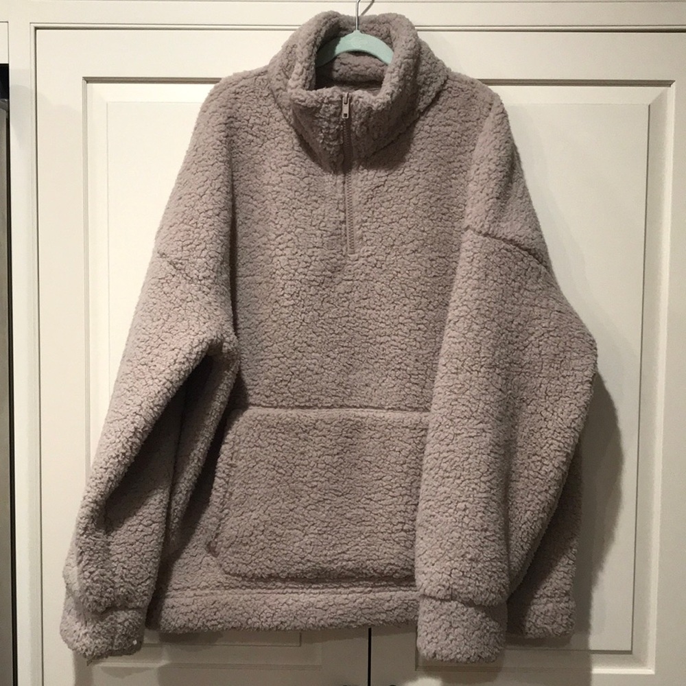 Sherpa pullover jackets
